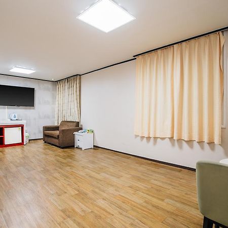 Oakra Hotel Jeju Extérieur photo