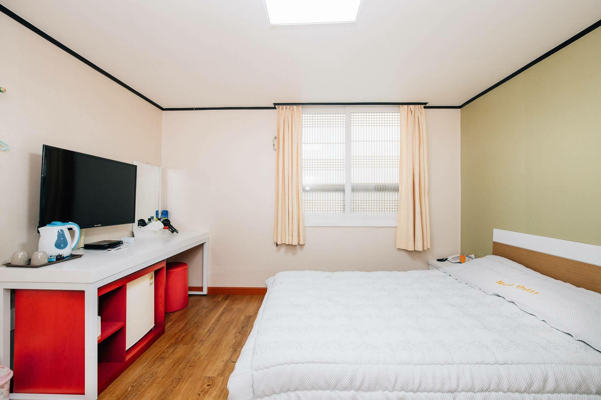 Oakra Hotel Jeju Extérieur photo