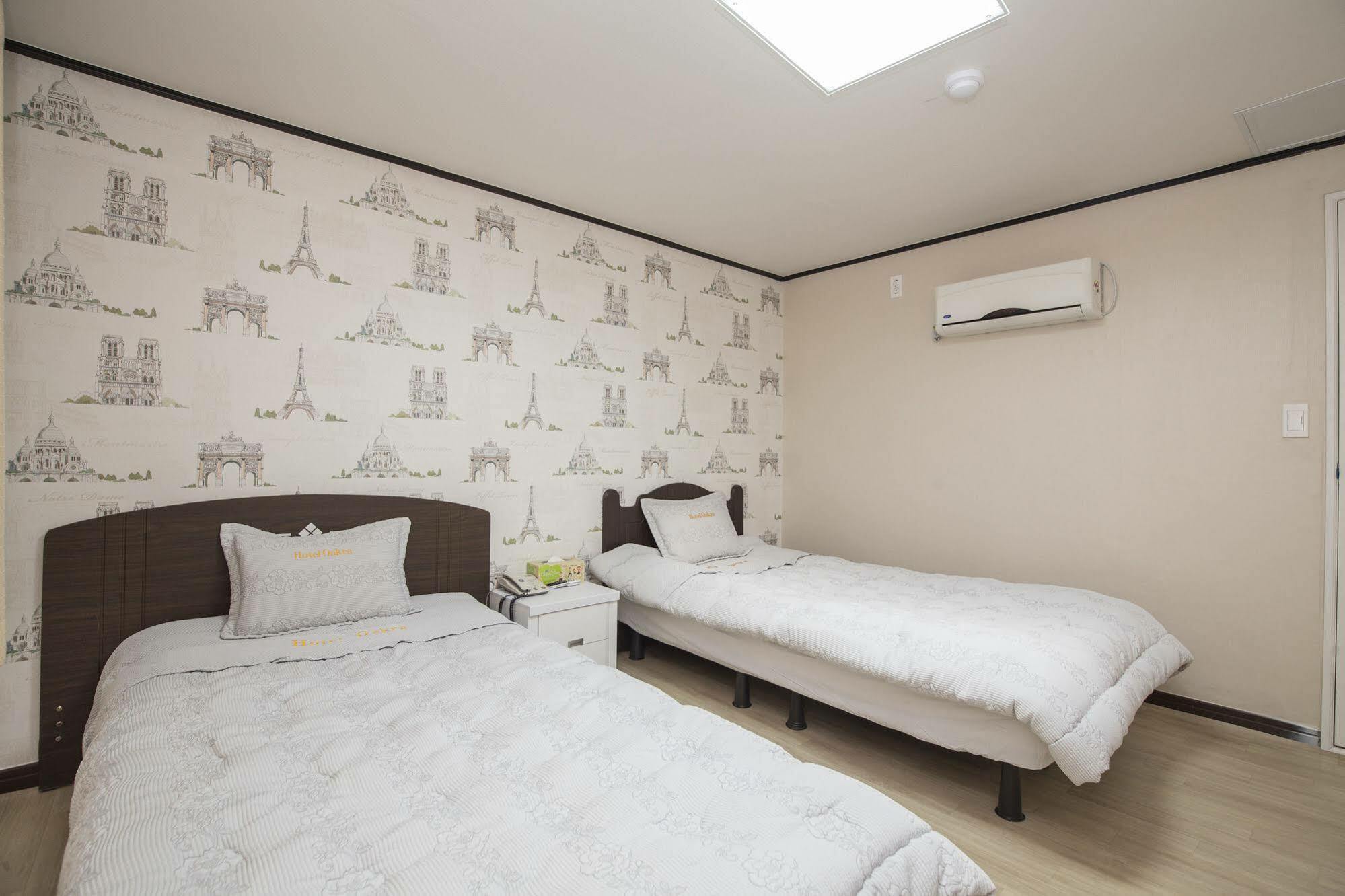 Oakra Hotel Jeju Extérieur photo